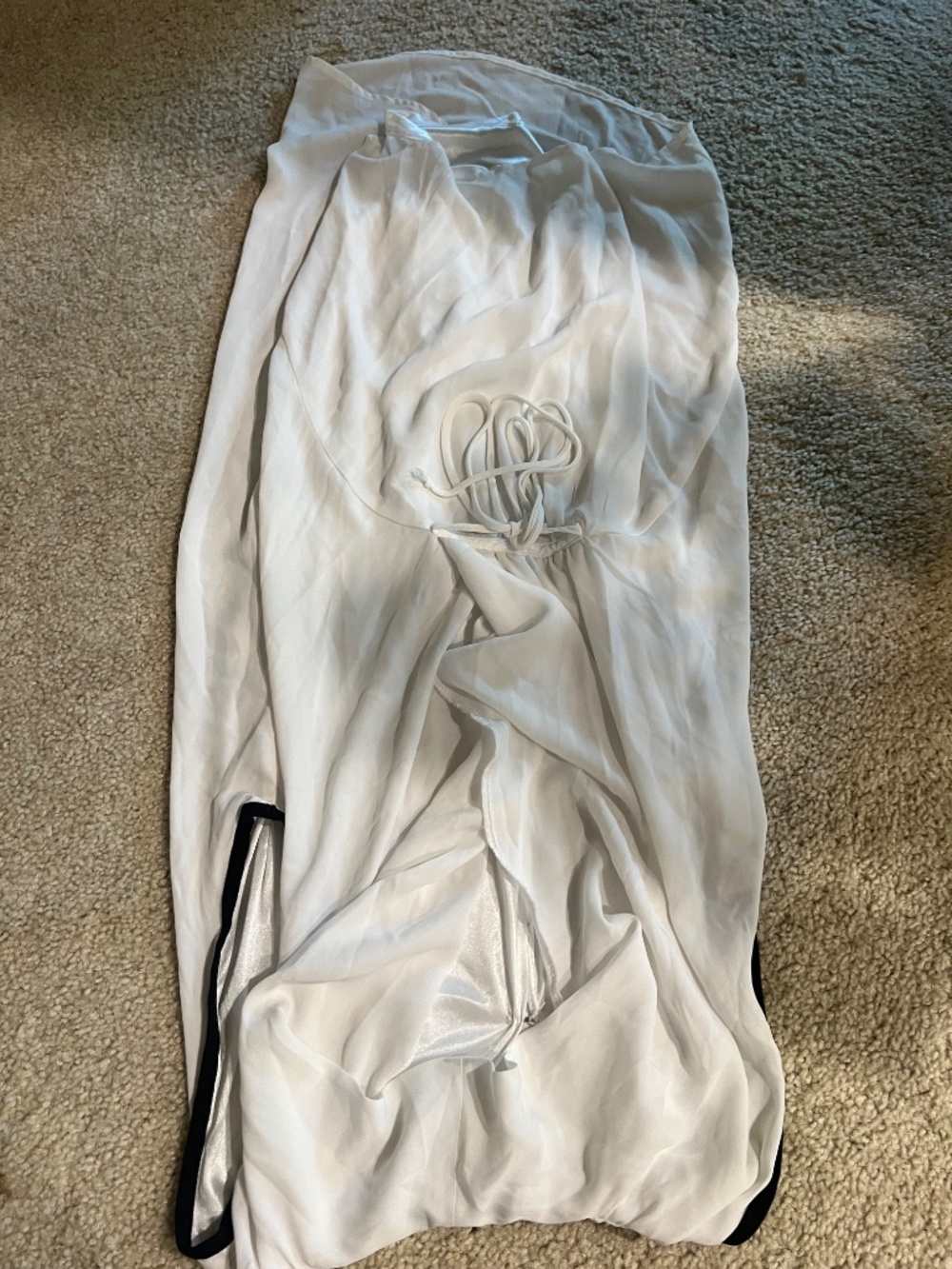 Clothes - Picture 5 of 16